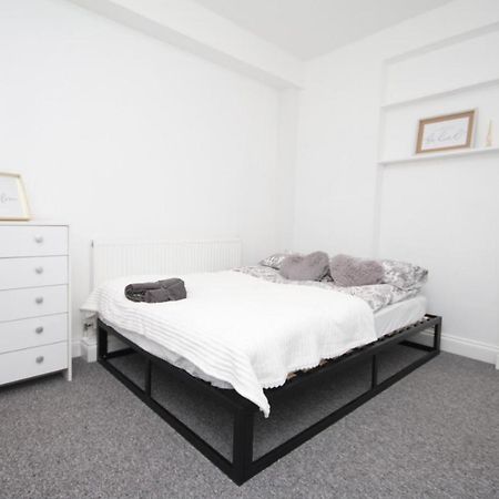 Lovely 3 Bed Spacious Flat Apartment In Central London Londres Exterior foto